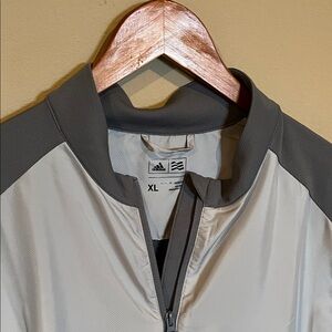 Adidas Men's Two-Tone Gray Windbreaker Vest